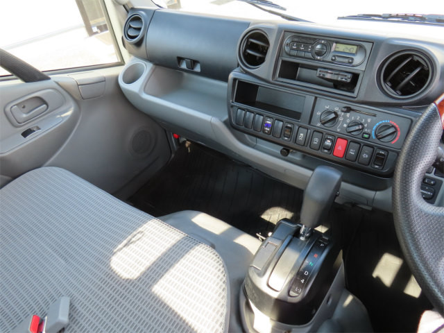 日野 デュトロ TPG-XZU605M(2WD)の写真16