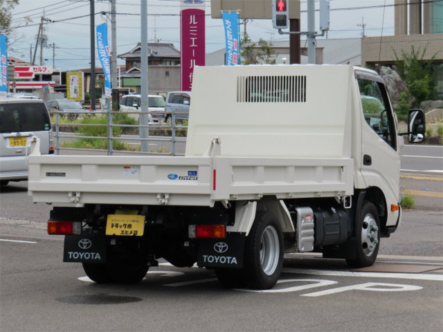 トヨタ ダイナ 2KG-XZC600D(2WD)の写真3