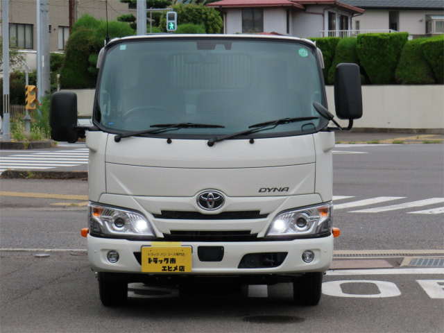 トヨタ ダイナ 2KG-XZC600D(2WD)の写真6