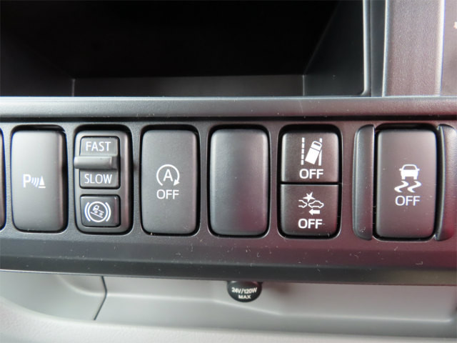 トヨタ ダイナ 2KG-XZC600D(2WD)の写真21