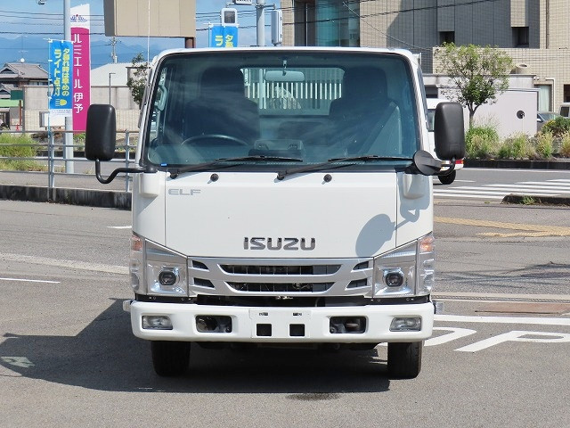 いすゞ エルフ 2RG-NJR88AN(2WD)の写真6
