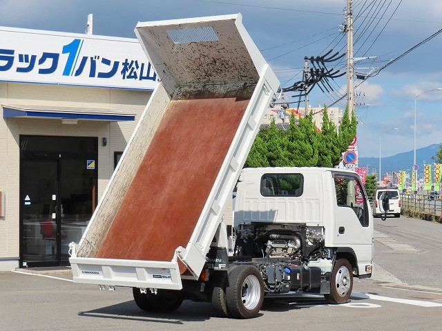 いすゞ エルフ 2RG-NJR88AN(2WD)の写真10