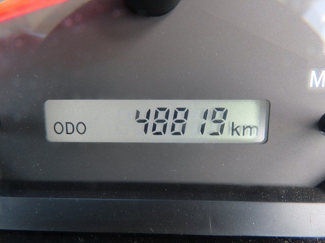 いすゞ エルフ 2RG-NJR88AN(2WD)の写真17