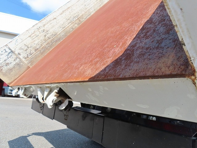 いすゞ エルフ 2RG-NJR88AN(2WD)の写真29