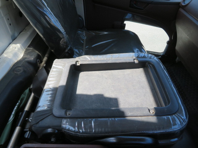 日野 レンジャー 2KG-FC2ABA(2WD)の写真13