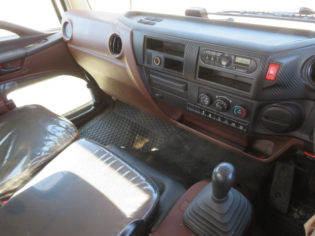 日野 レンジャー 2KG-FC2ABA(2WD)の写真17