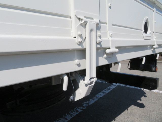 日野 レンジャー 2KG-FC2ABA(2WD)の写真32