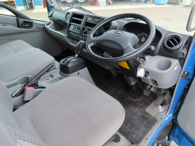 日野 デュトロ TPG-XZU712M(2WD)の写真11