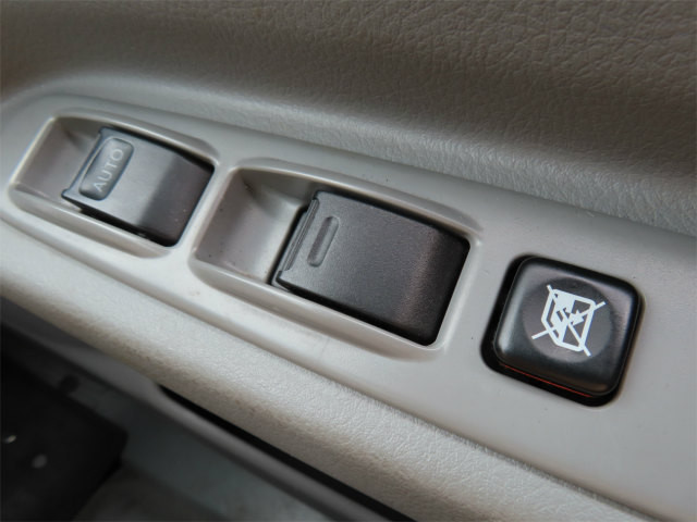 日野 デュトロ TPG-XZU712M(2WD)の写真21