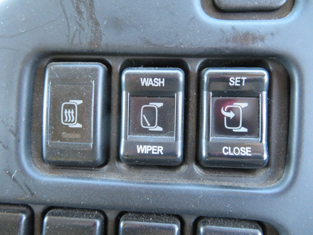 いすゞ ギガ QKG-CXZ77AT(6x4)の写真12