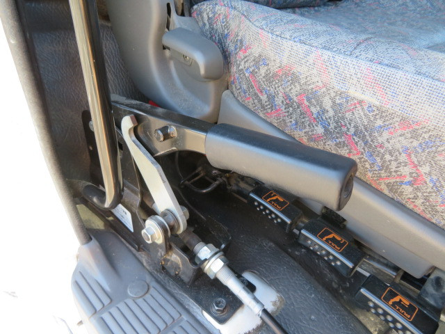 いすゞ ギガ QKG-CXZ77AT(6x4)の写真17