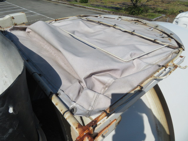 いすゞ ギガ QKG-CXZ77AT(6x4)の写真23