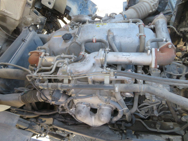 いすゞ ギガ QKG-CXZ77AT(6x4)の写真38