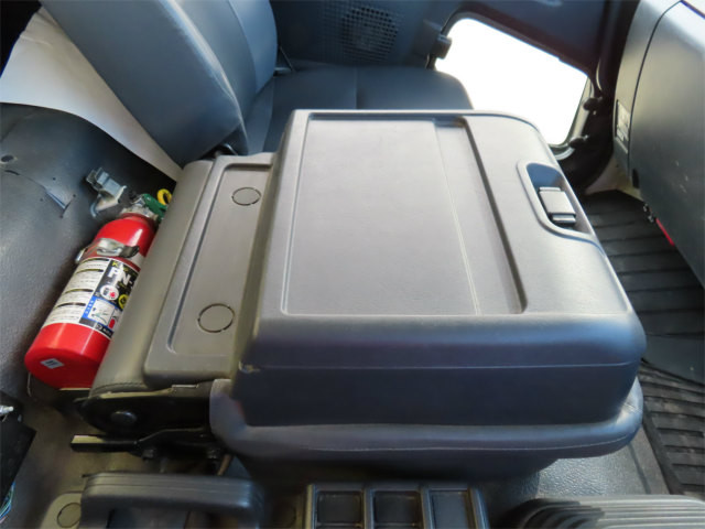 いすゞ フォワード 2RG-FSR90S2(2WD)の写真15