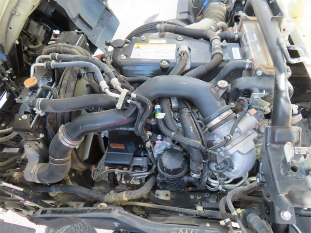 いすゞ フォワード 2RG-FSR90S2(2WD)の写真40