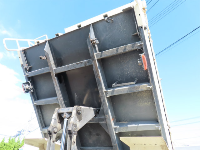 いすゞ フォワード 2RG-FSR90S2(2WD)の写真50