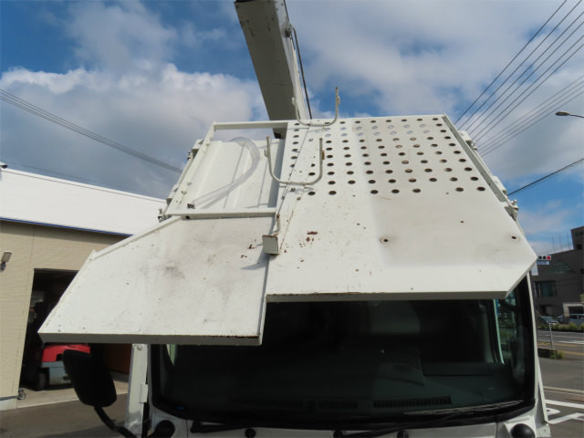 いすゞ エルフ SKG-NKR85YN(2WD)の写真7