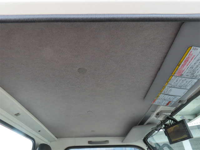 いすゞ エルフ SKG-NKR85YN(2WD)の写真20