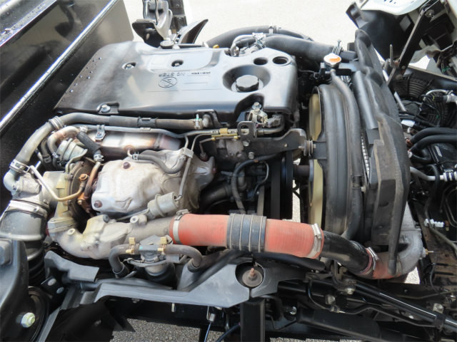 いすゞ エルフ SKG-NKR85YN(2WD)の写真43