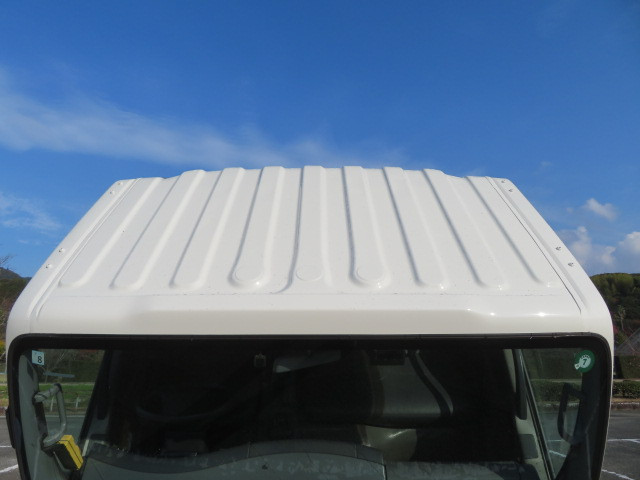 いすゞ エルフ TKG-NPR85YN(2WD)の写真7