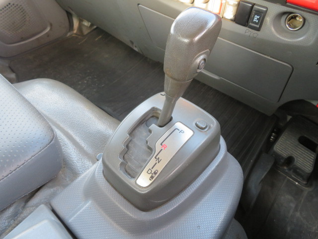 いすゞ エルフ TKG-NPR85YN(2WD)の写真20