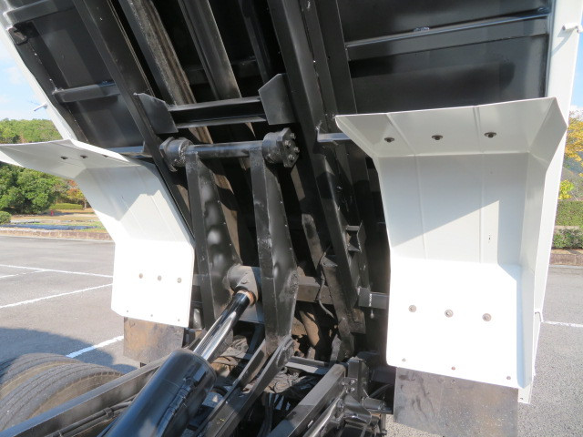 いすゞ エルフ TKG-NPR85YN(2WD)の写真40