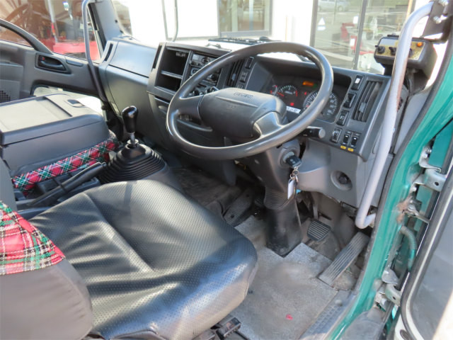 いすゞ フォワード SKG-FRR90S2(2WD)の写真4