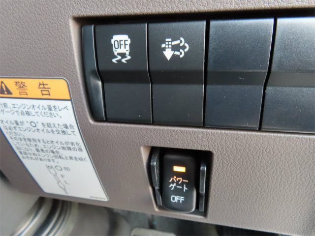 三菱 キャンター 2RG-FBA20(2WD)の写真16