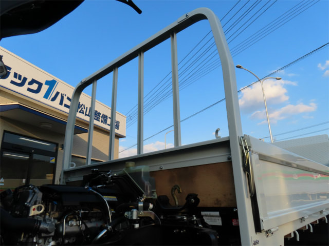 三菱 キャンター 2RG-FBA20(2WD)の写真32