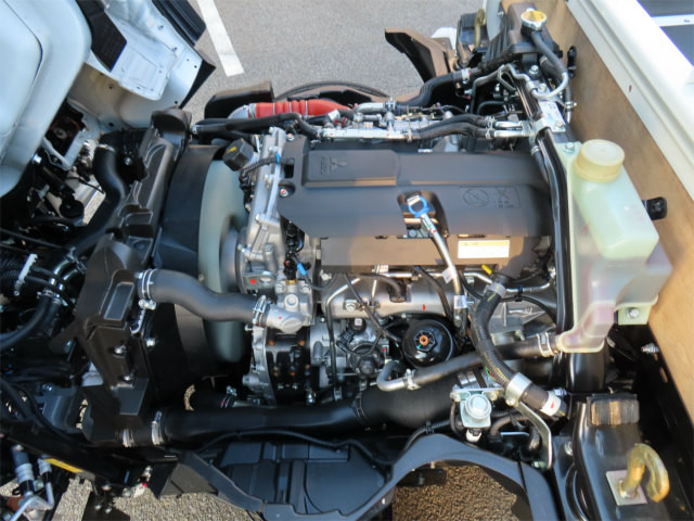 三菱 キャンター 2RG-FBA20(2WD)の写真38