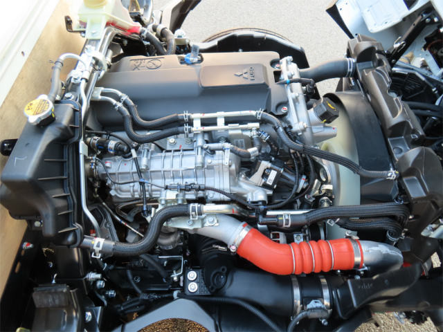 三菱 キャンター 2RG-FBA20(2WD)の写真39