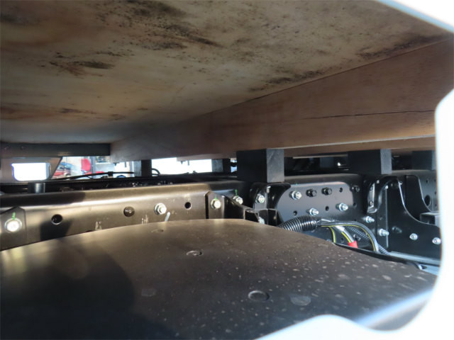 三菱 キャンター 2RG-FBA20(2WD)の写真42