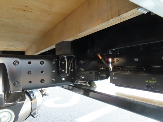 三菱 キャンター 2RG-FBA20(2WD)の写真43