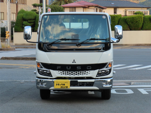 三菱 キャンター 2RG-FBAV0(2WD)の写真5