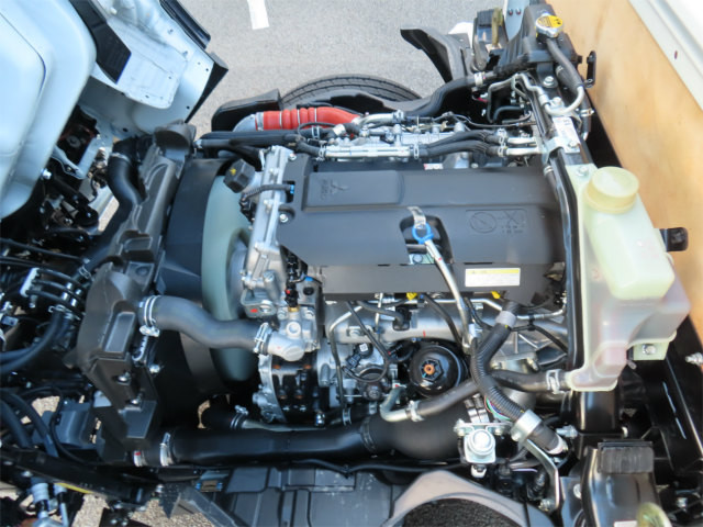 三菱 キャンター 2RG-FBAV0(2WD)の写真39