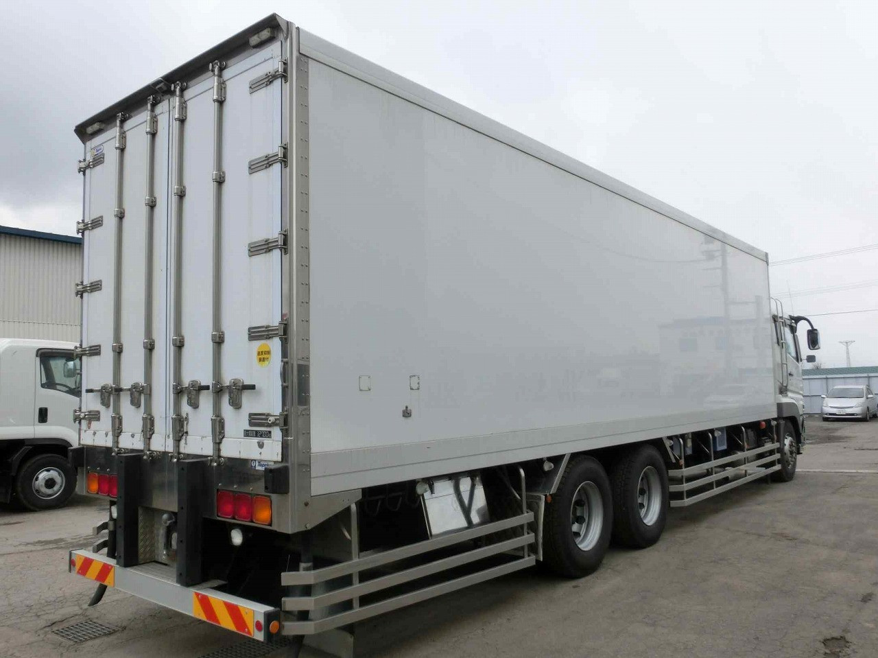 三菱 スーパーグレート QKG-FV54VZ(6x4)｜中古トラックなら