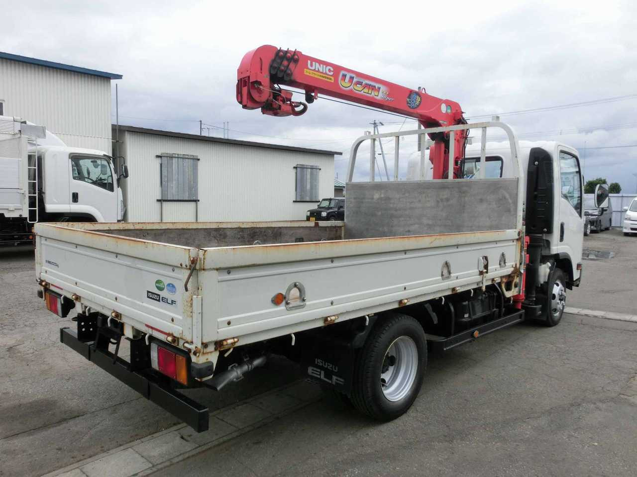 いすゞ エルフ TKG-NPS85AR(4WD)の写真6