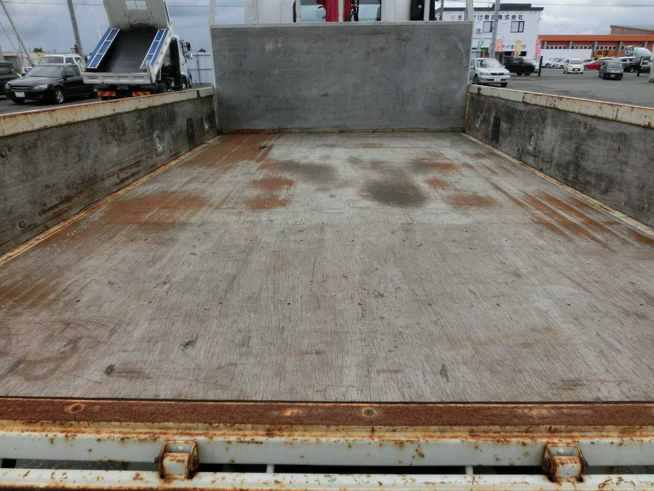 いすゞ エルフ TKG-NPS85AR(4WD)の写真8