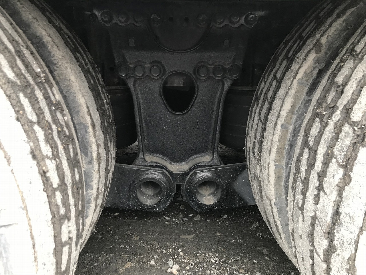 日野 プロフィア 2DG-FW1AHC(8x4)の写真18