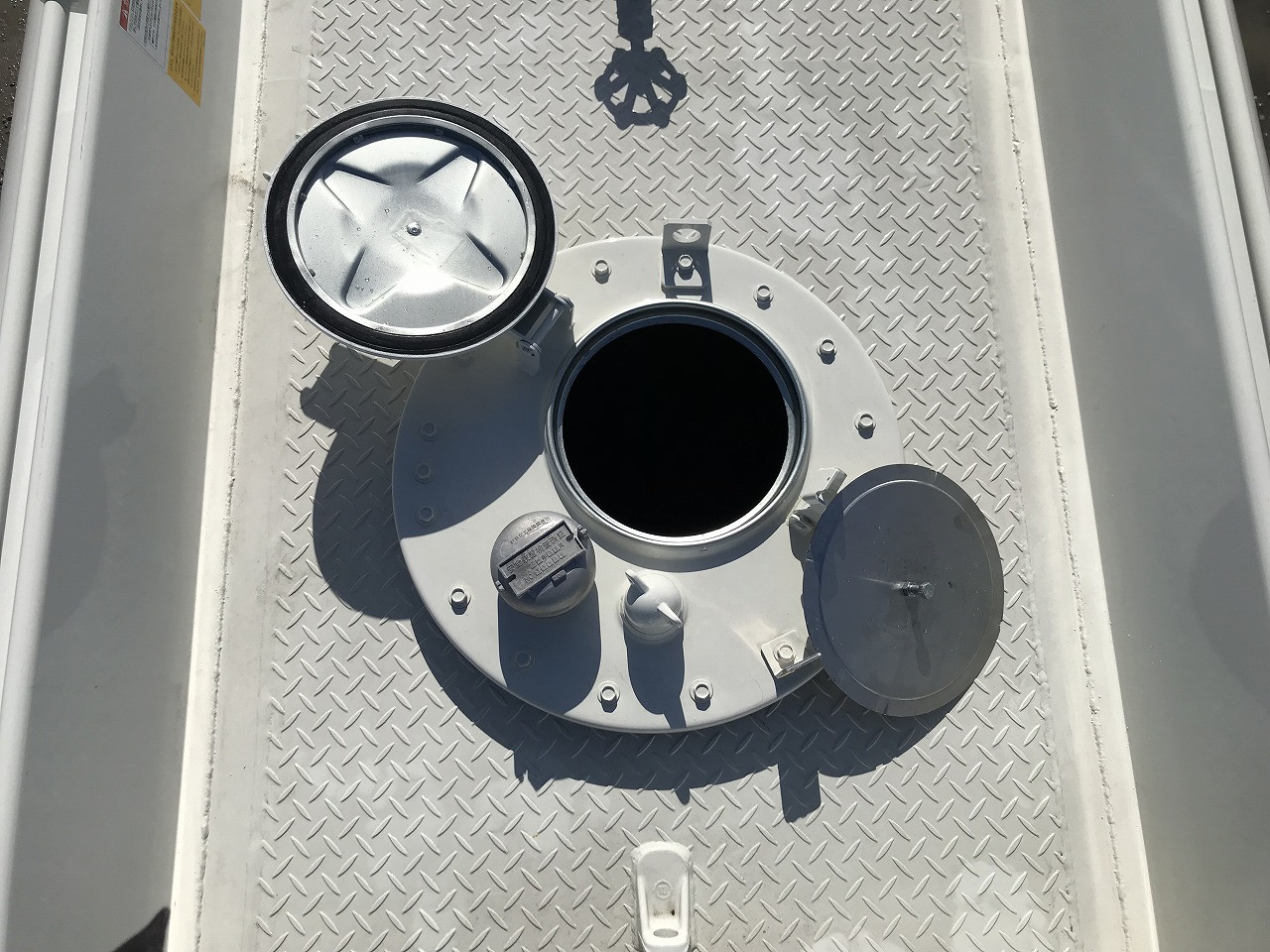 日野 デュトロ 2DG-XZU685M(4WD)の写真8