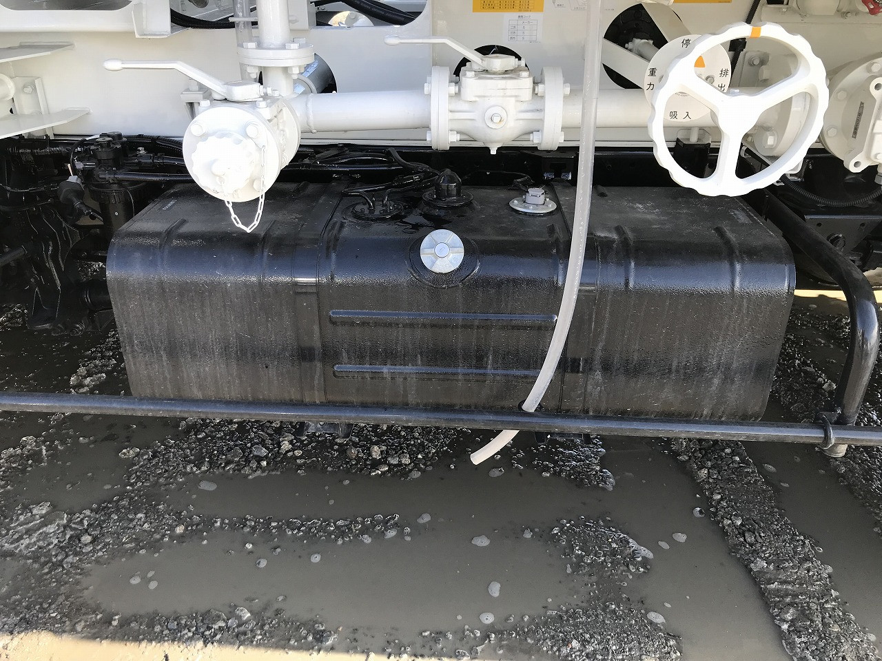 日野 デュトロ 2DG-XZU685M(4WD)の写真16