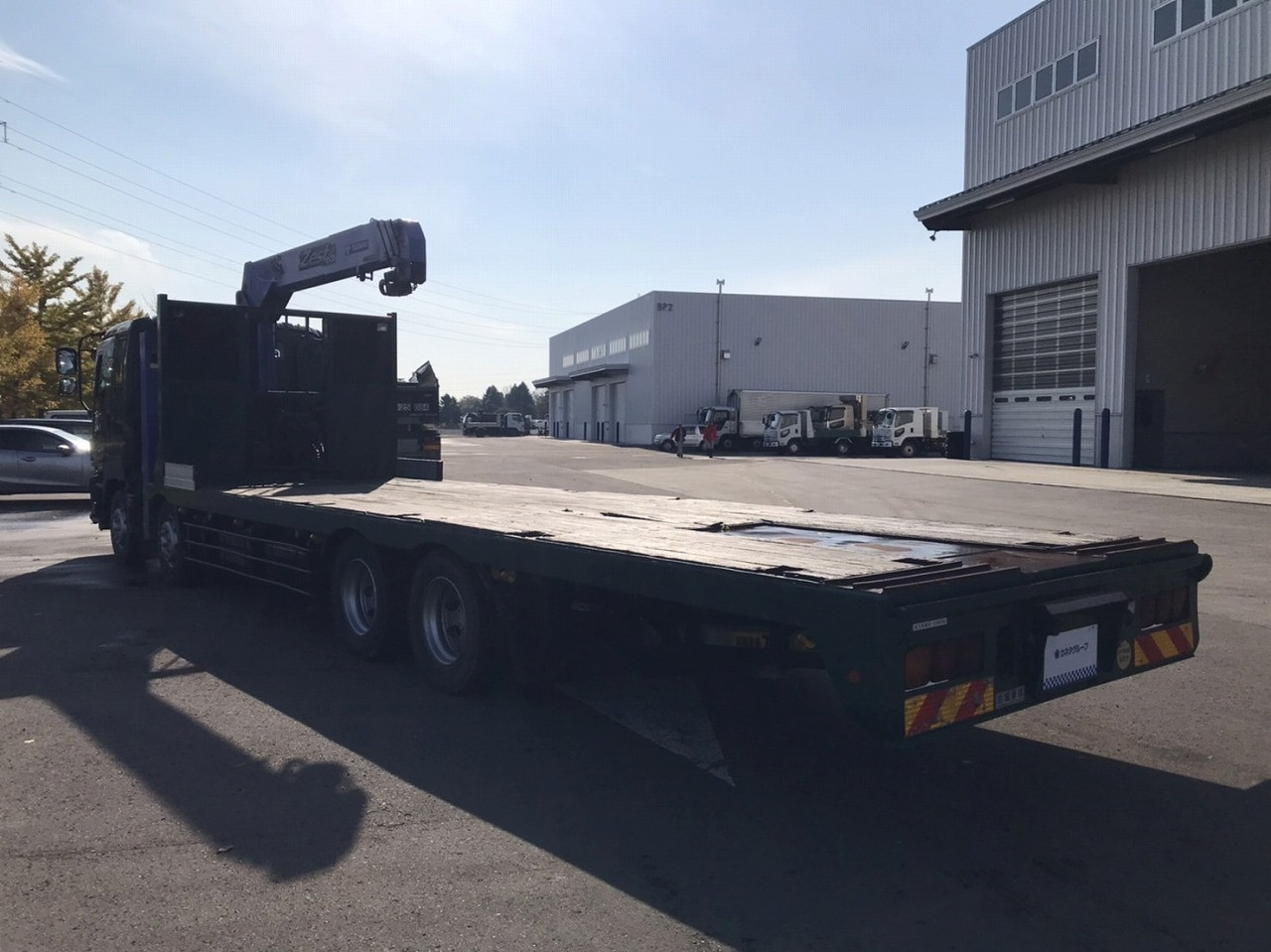 いすゞ ギガ QKG-CYH77A(8x4)の写真4