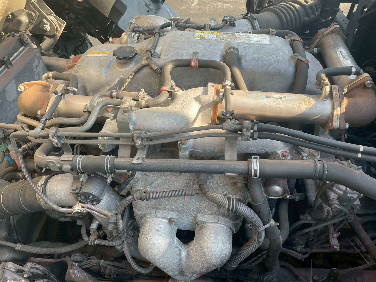 いすゞ ギガ QKG-CYH77A(8x4)の写真19