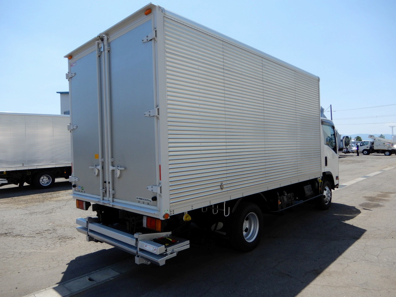 いすゞ エルフ TKG-NPS85AN(4WD)の写真6