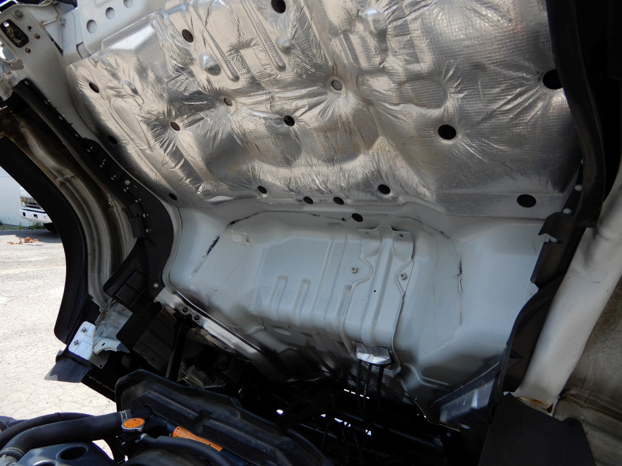 いすゞ エルフ TKG-NPS85AN(4WD)の写真19