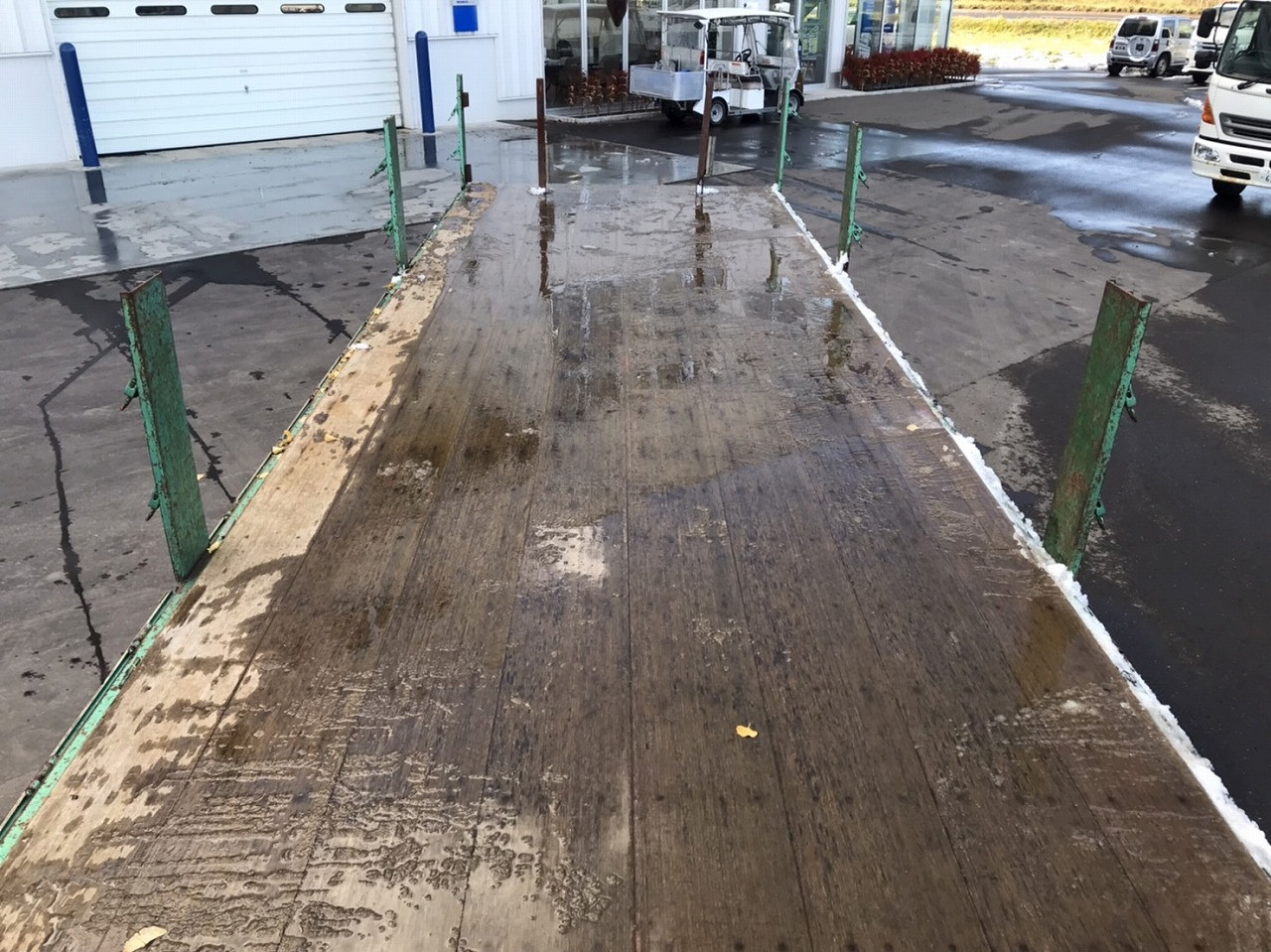 いすゞ ギガ QKG-CYZ77A(6x4)の写真10