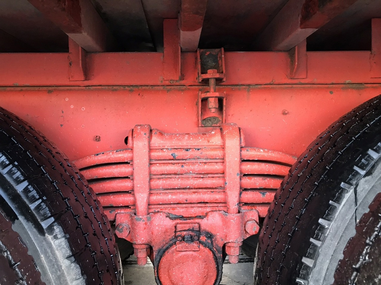 いすゞ ギガ QKG-CYZ77A(6x4)の写真17