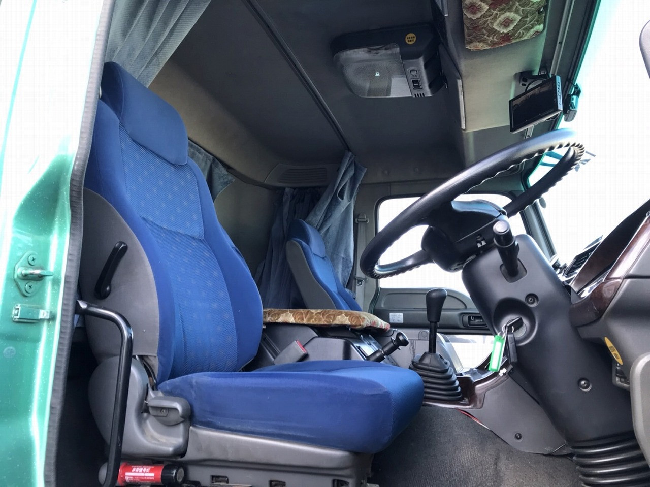 いすゞ ギガ QKG-CYZ77A(6x4)の写真22