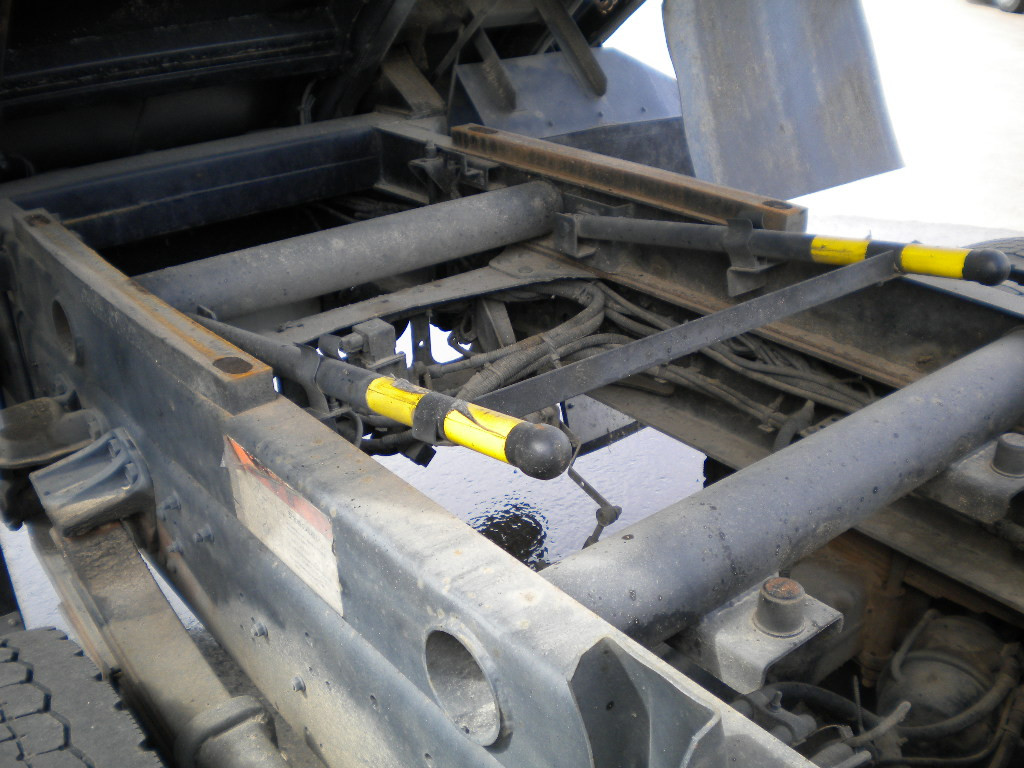 三菱 ファイター QKG-FK62FZ(2WD)の写真15