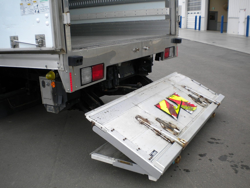 日野 レンジャー 2KG-FC2ABG(2WD)の写真10